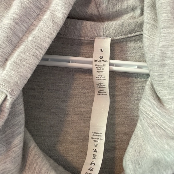 Lululemon Zip Up Cardigan - Picture 2 of 5